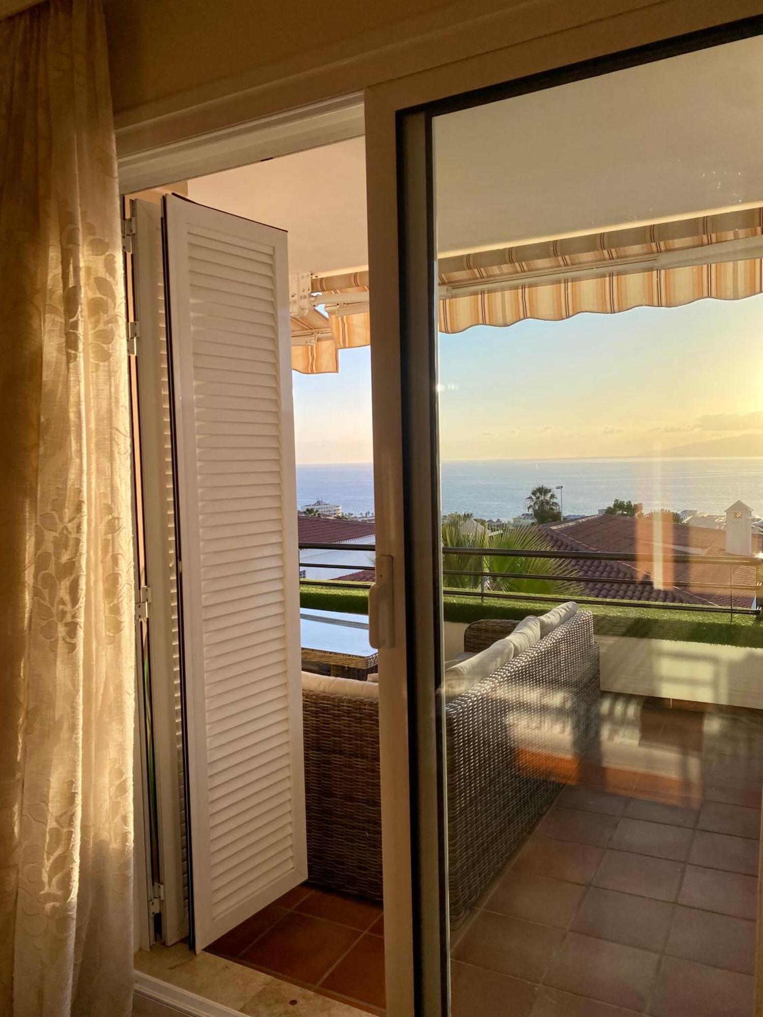 Apartment With Spectacular View In Puerto Santiago Puerto de Santiago  Eksteriør bilde